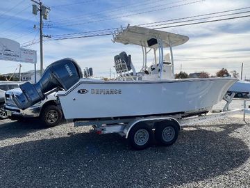 2025 Defiance Catalina 240