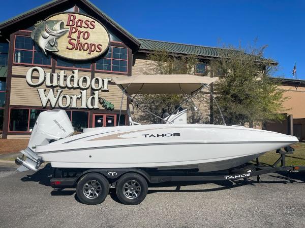2025 Tahoe 2150 CC