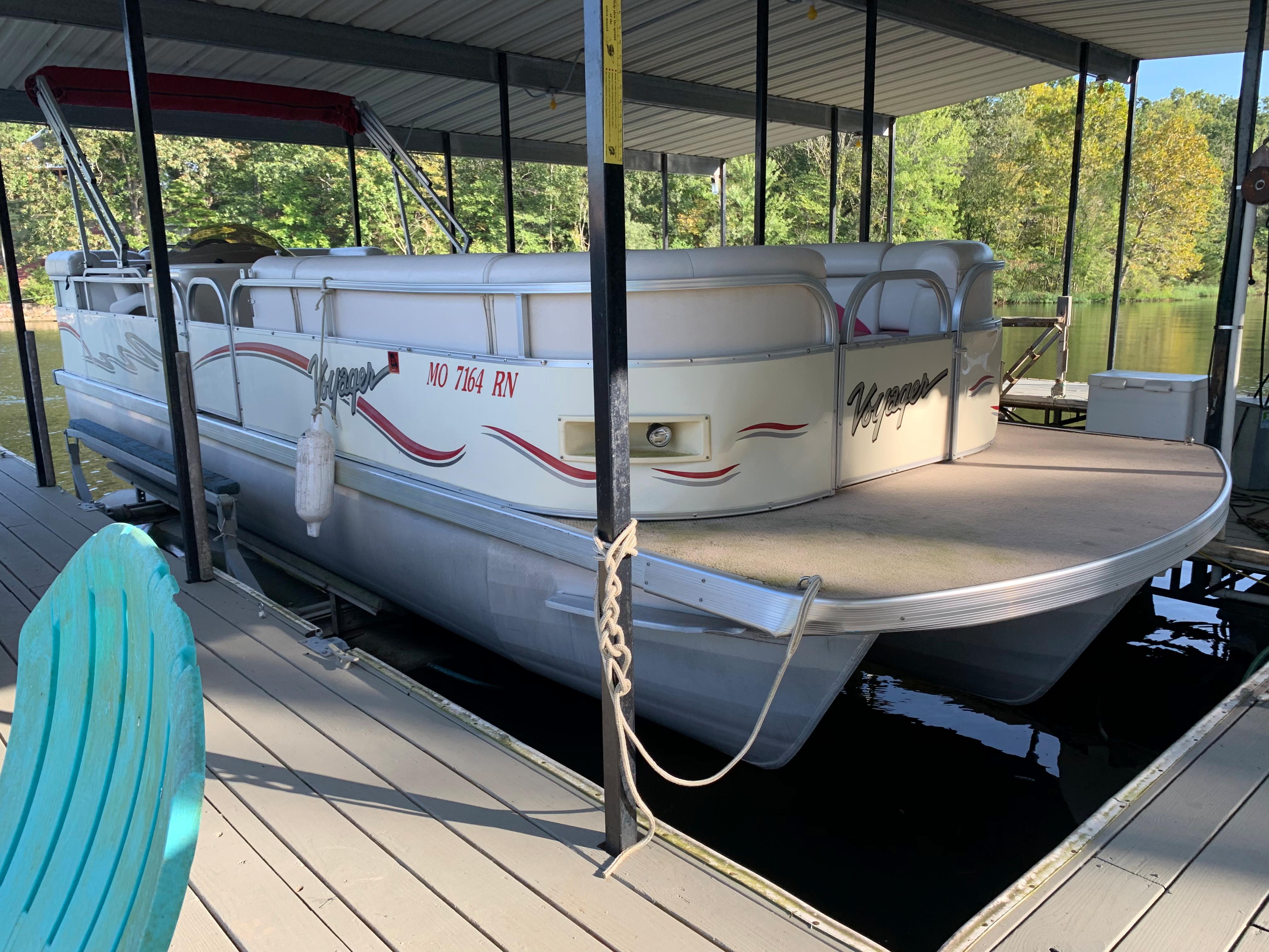 2006 Voyager Pontoons 25 Express Cruise Tri Toon, Sunrise Beach ...