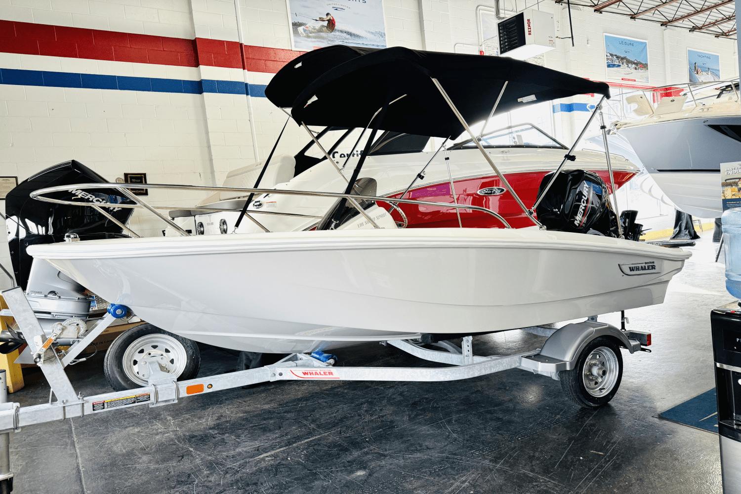 2025 Boston Whaler 130 Super Sport