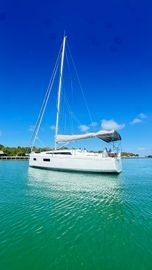 2023 Beneteau Oceanis 34.1