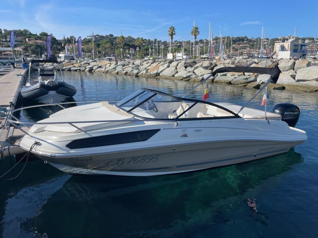 2018 Bayliner VR5 Cuddy