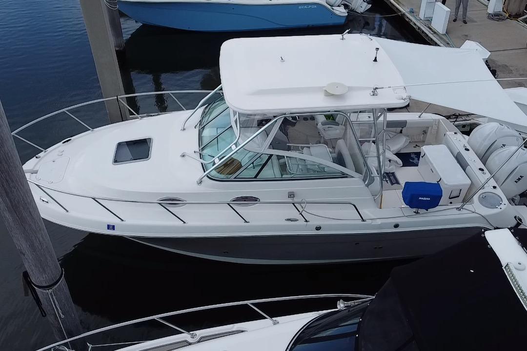 2007 Robalo R305 Walkaround