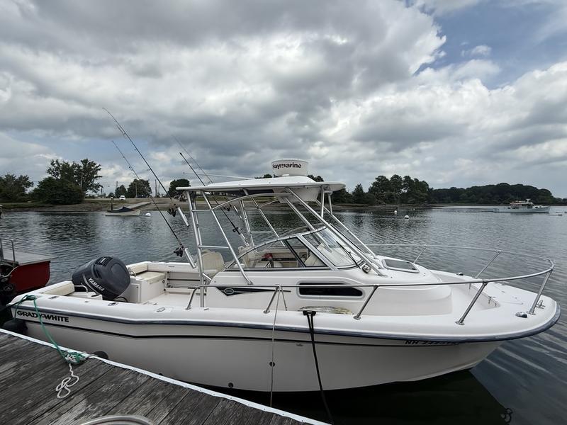 2003 Grady-White 226 Sea Farer