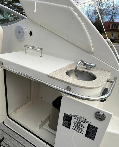 2009 Sea Ray 270 Sundancer