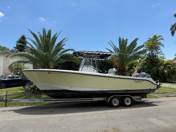 2006 Edgewater 265CC