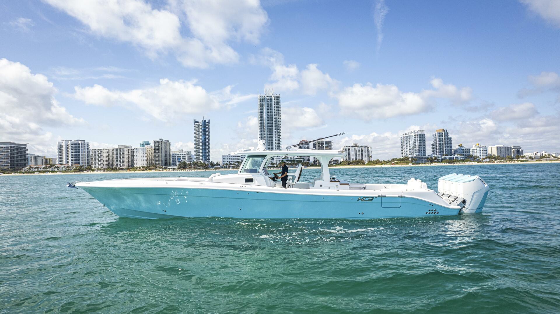 2025 HCB 53 Suenos RXV