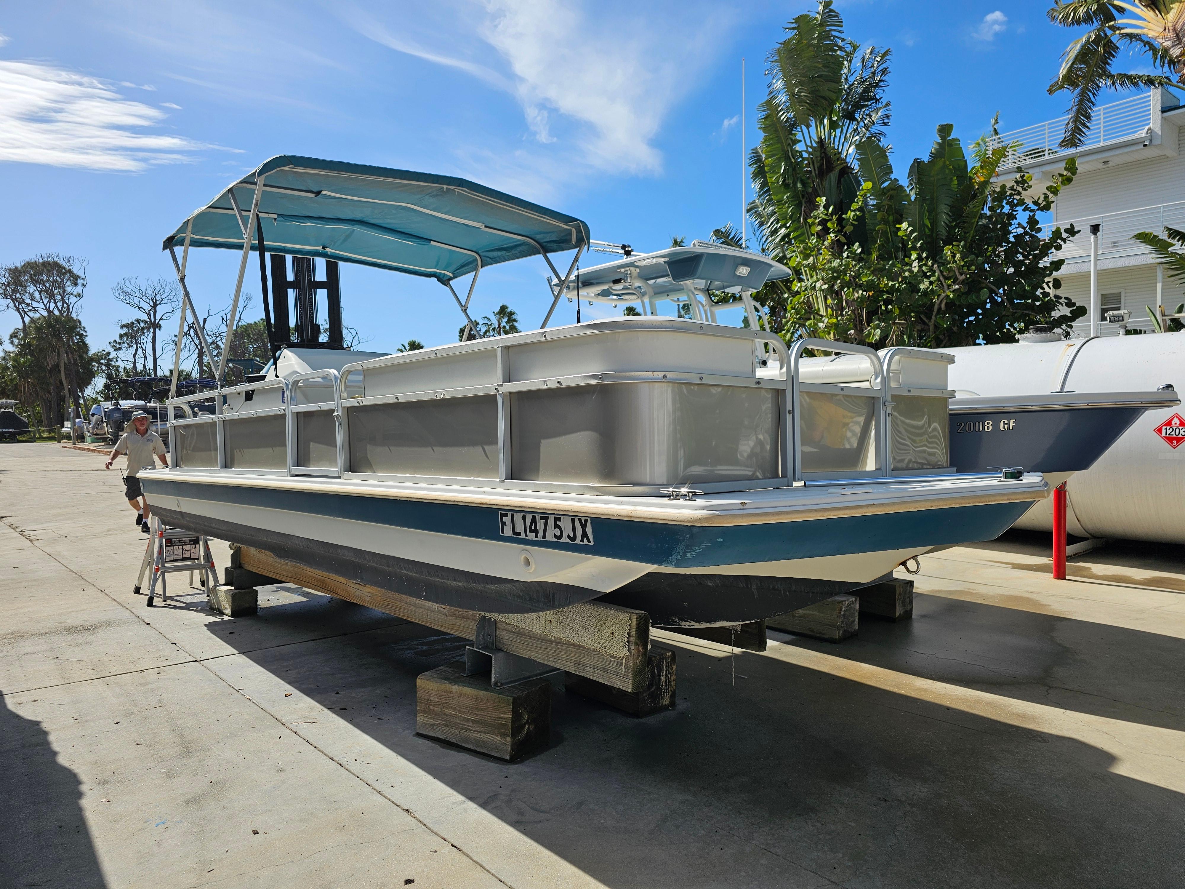 Hurricane Fun Deck boats for sale 