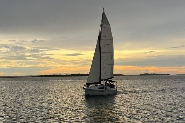 2000 Hunter 340