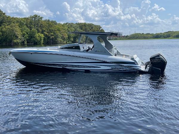 2022 Mystic Powerboats M3800
