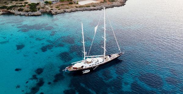1991 Custom Perini 46M