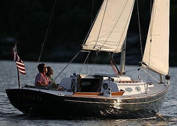 2016 Alerion Express 28