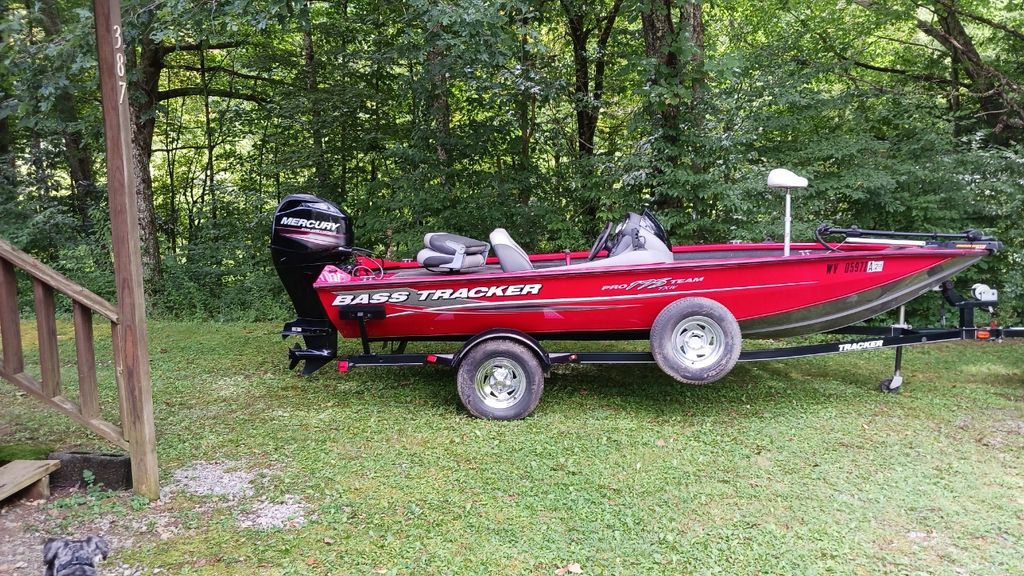 2015 Tracker Pro Team 175 TXW