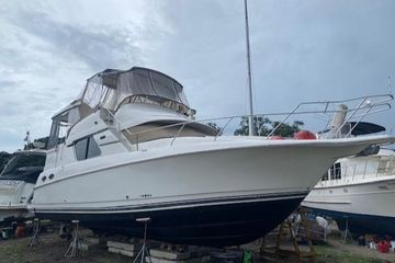 1999 Silverton 392 Motor Yacht