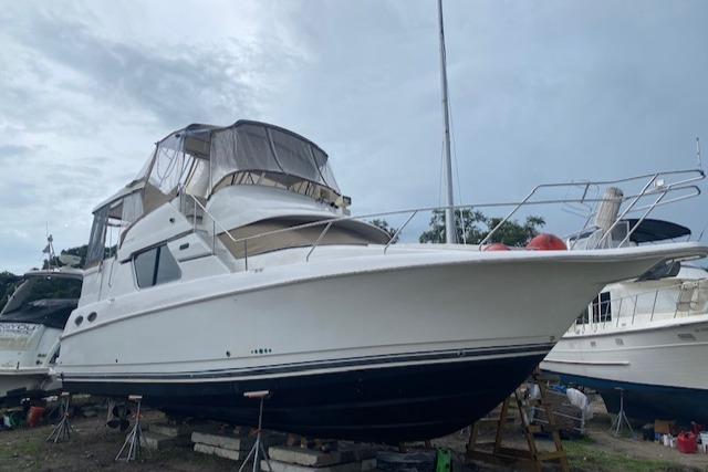 Silverton 392 Motor Yacht