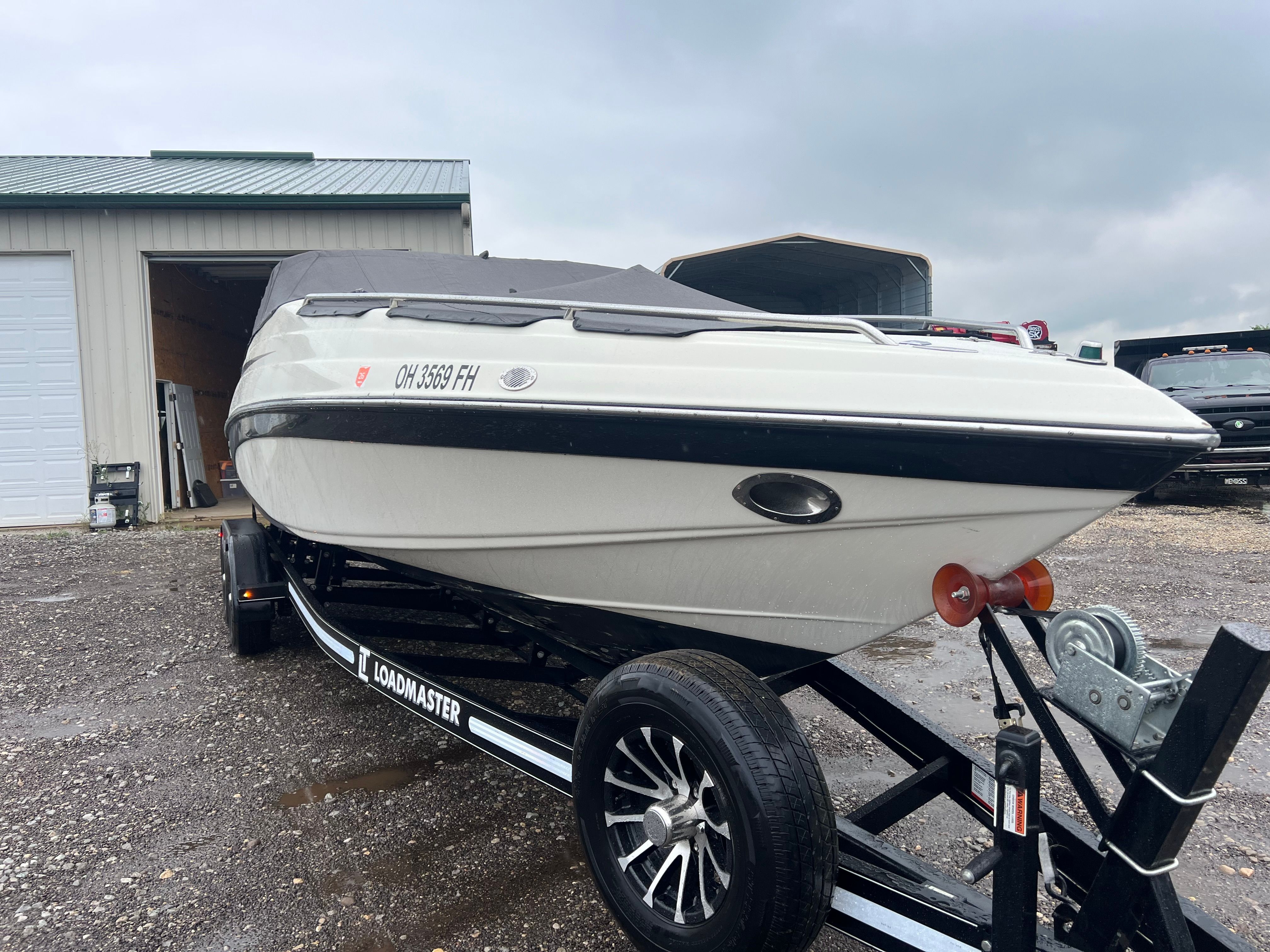 1998 Crownline 266BR