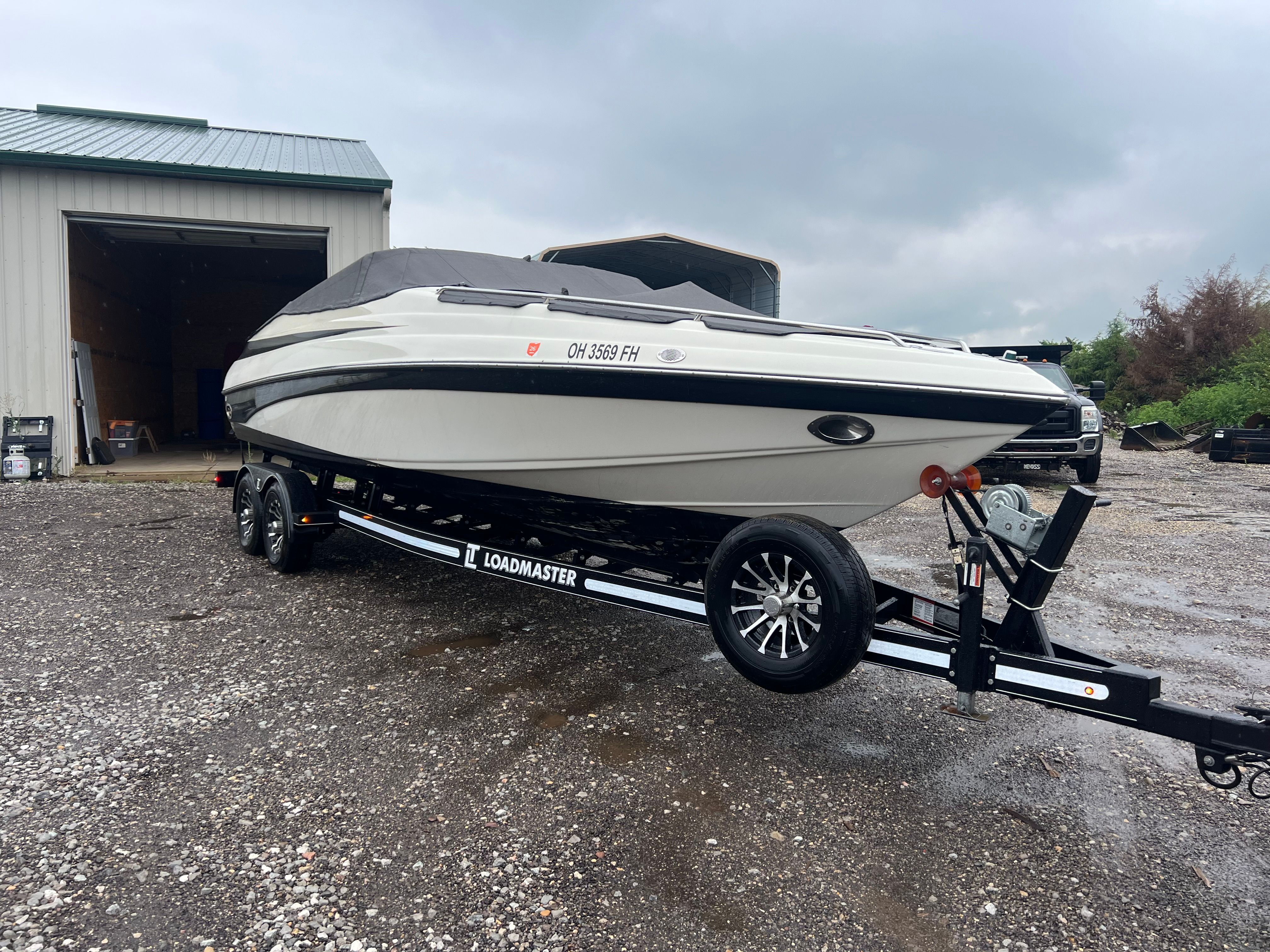 1998 Crownline 266BR