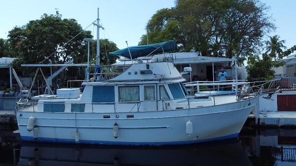 1981 Marine Trader 38 DC