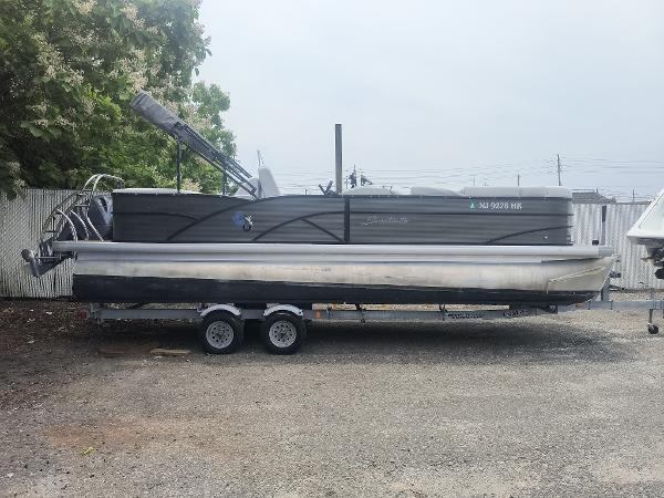 2017 Godfrey Sweetwater Premium Edition 255 SBH