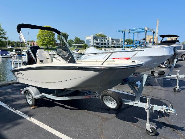 2025 Boston Whaler 130 Super Sport