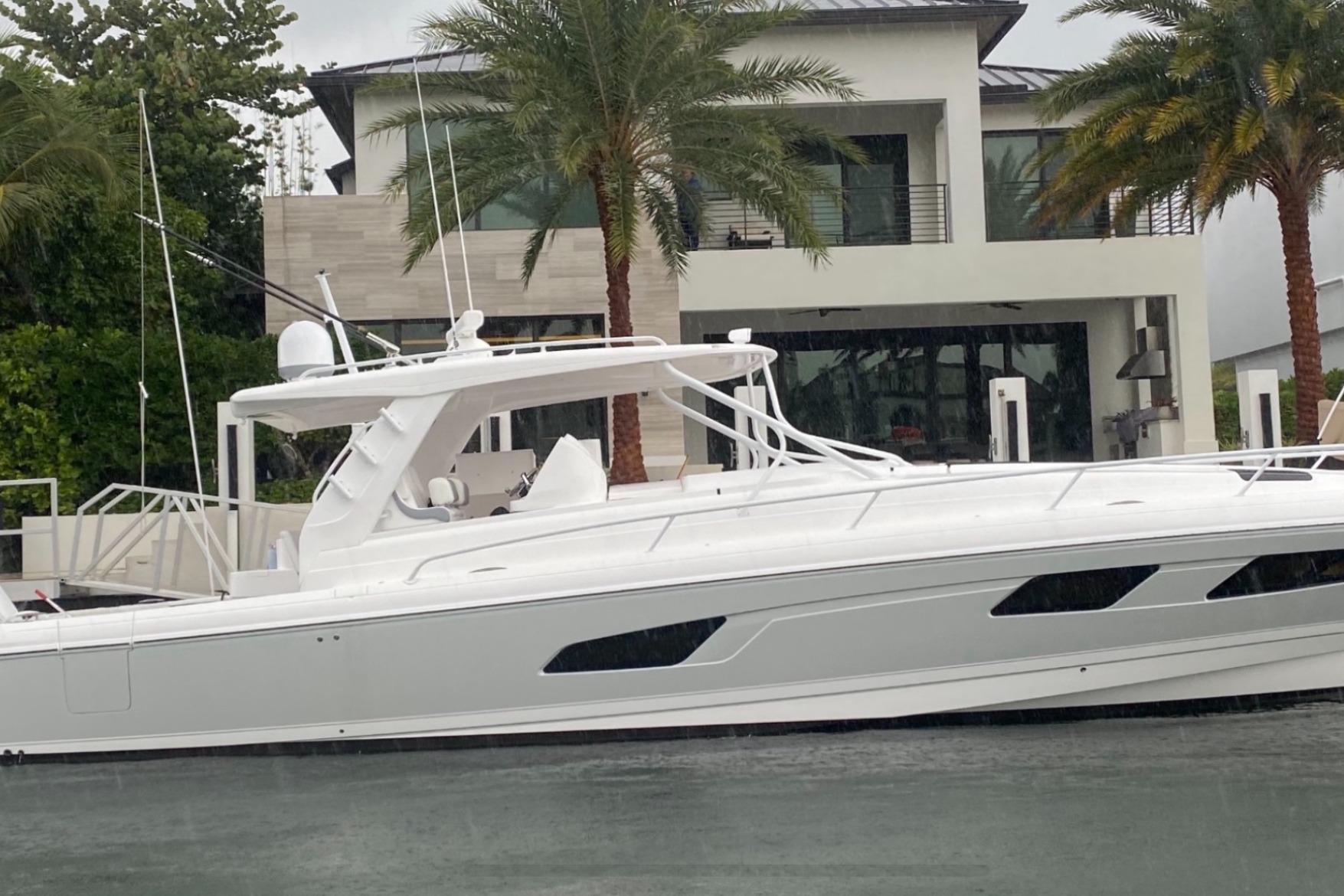 2022 Intrepid 477 Evolution