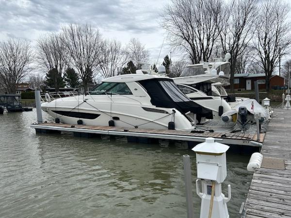 2013 Sea Ray 450 Sundancer