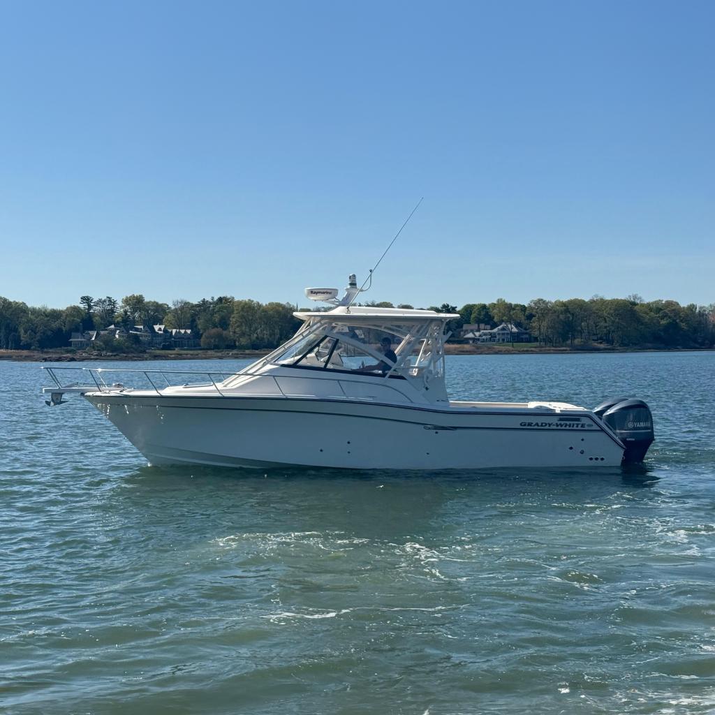 Grady-White Express 330