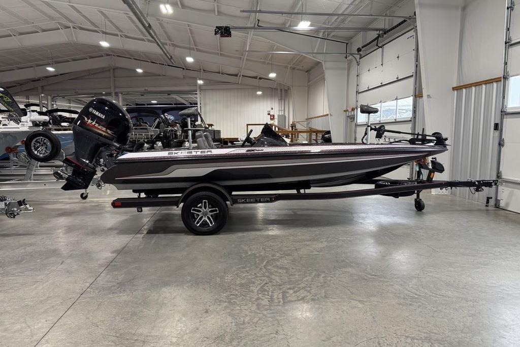 2025 Skeeter ZX150