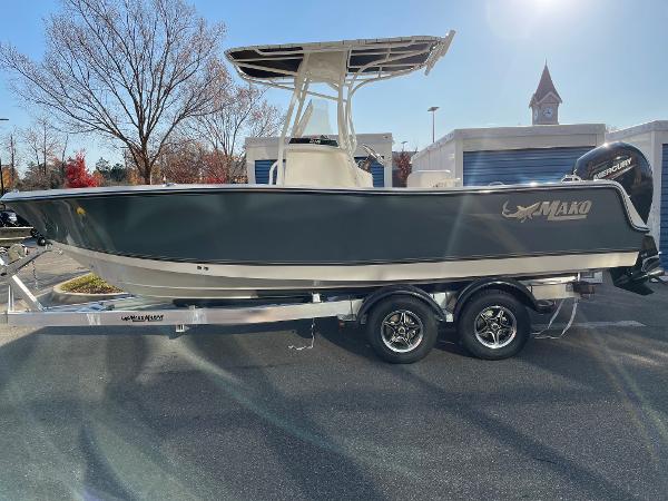 2024 Mako 214 CC