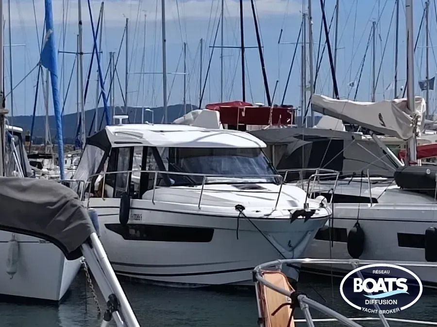 2017 Jeanneau Merry Fisher 895