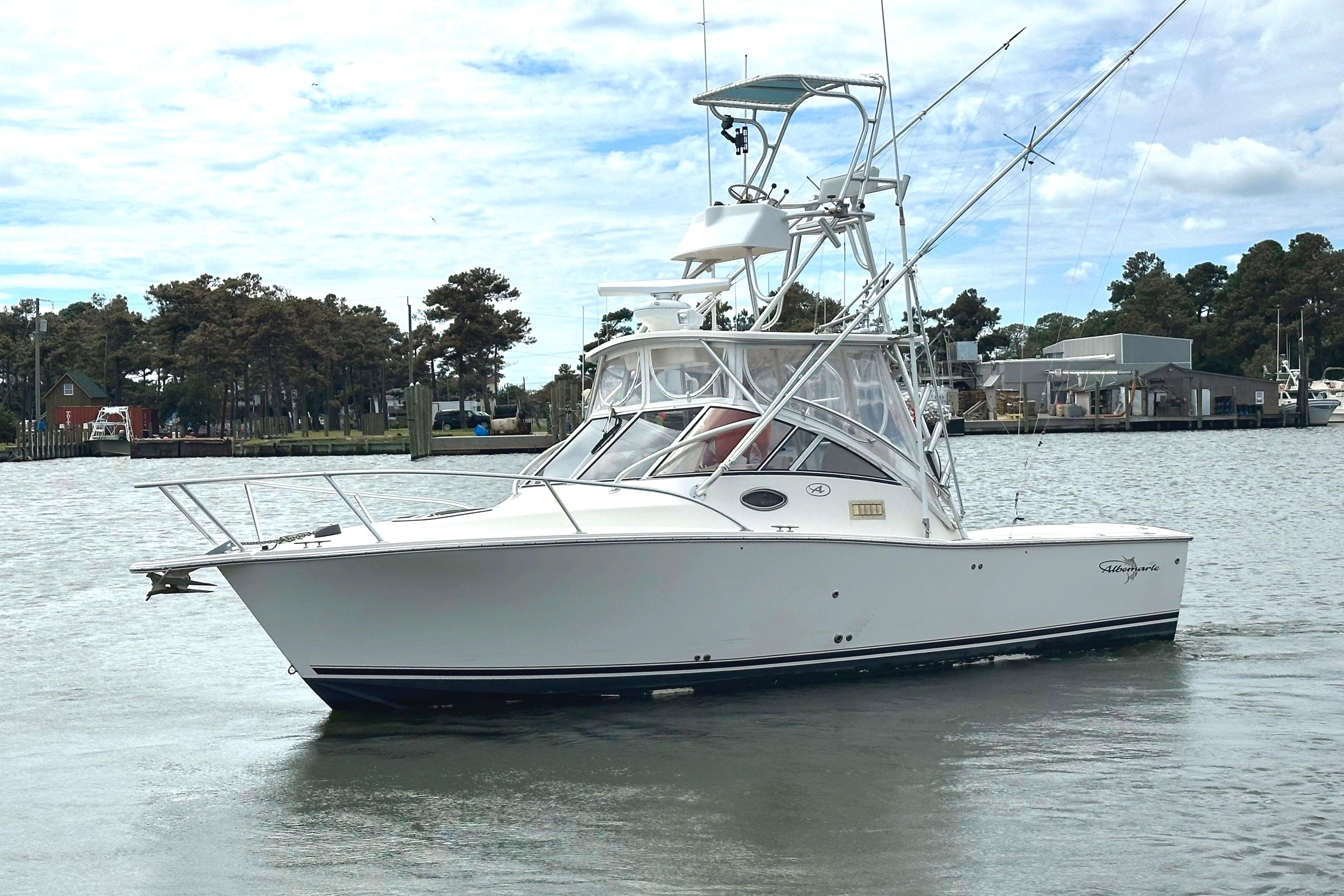 2003 Albemarle 27 express fisherman