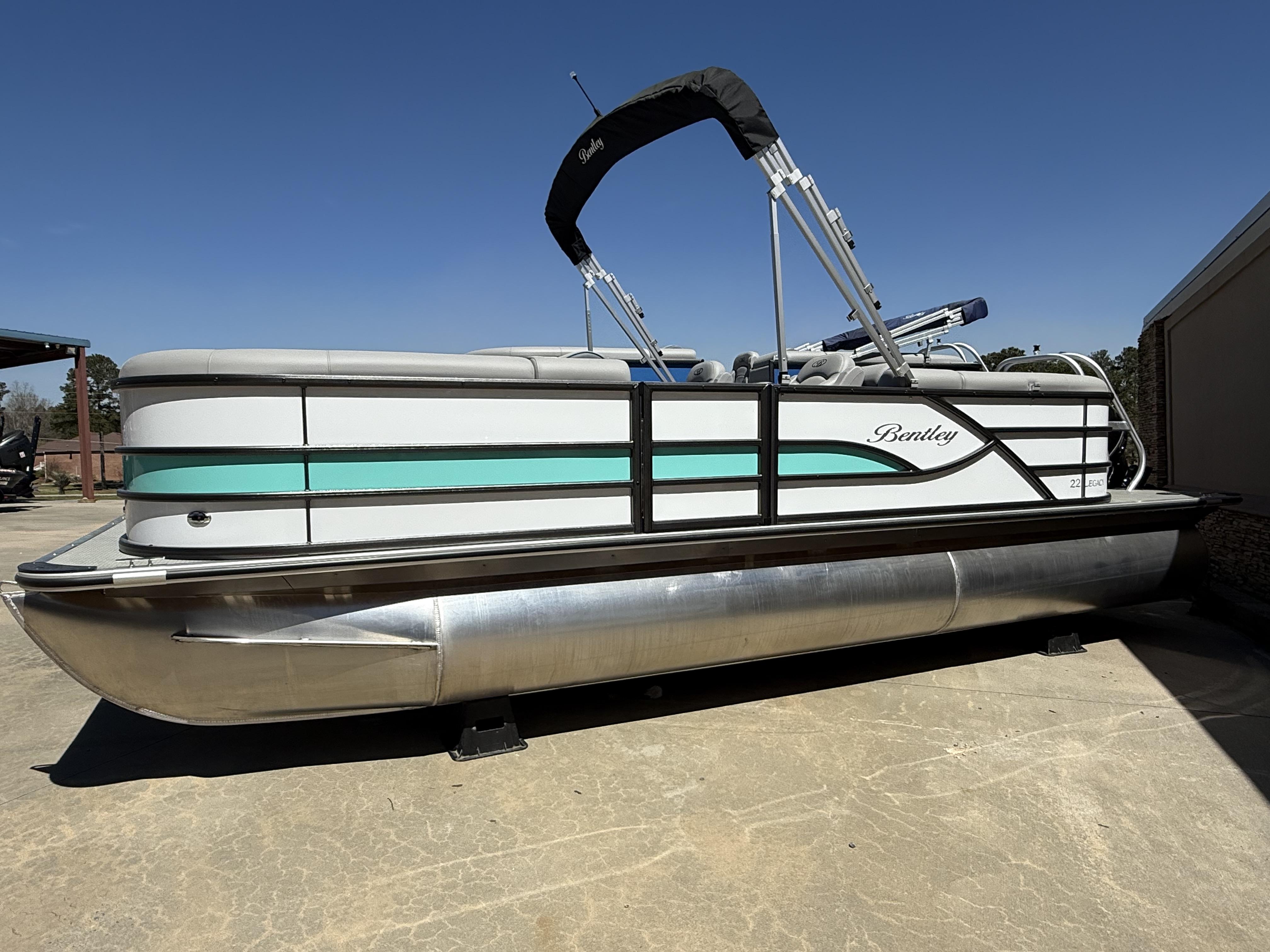 2024 Bentley Pontoons 220 navigator, Atlanta