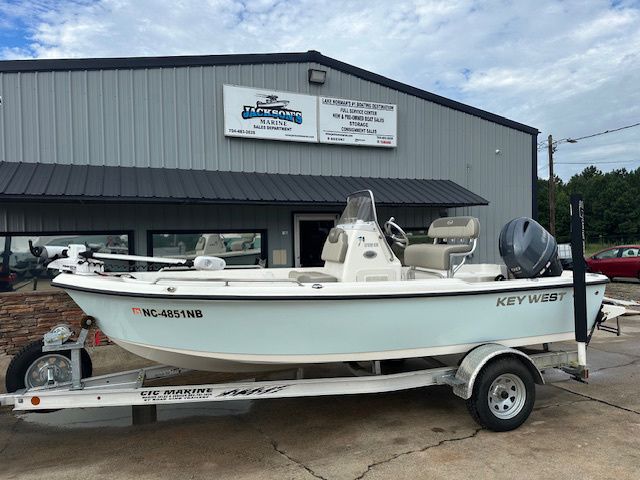 2023 Key West 1720 Center Console