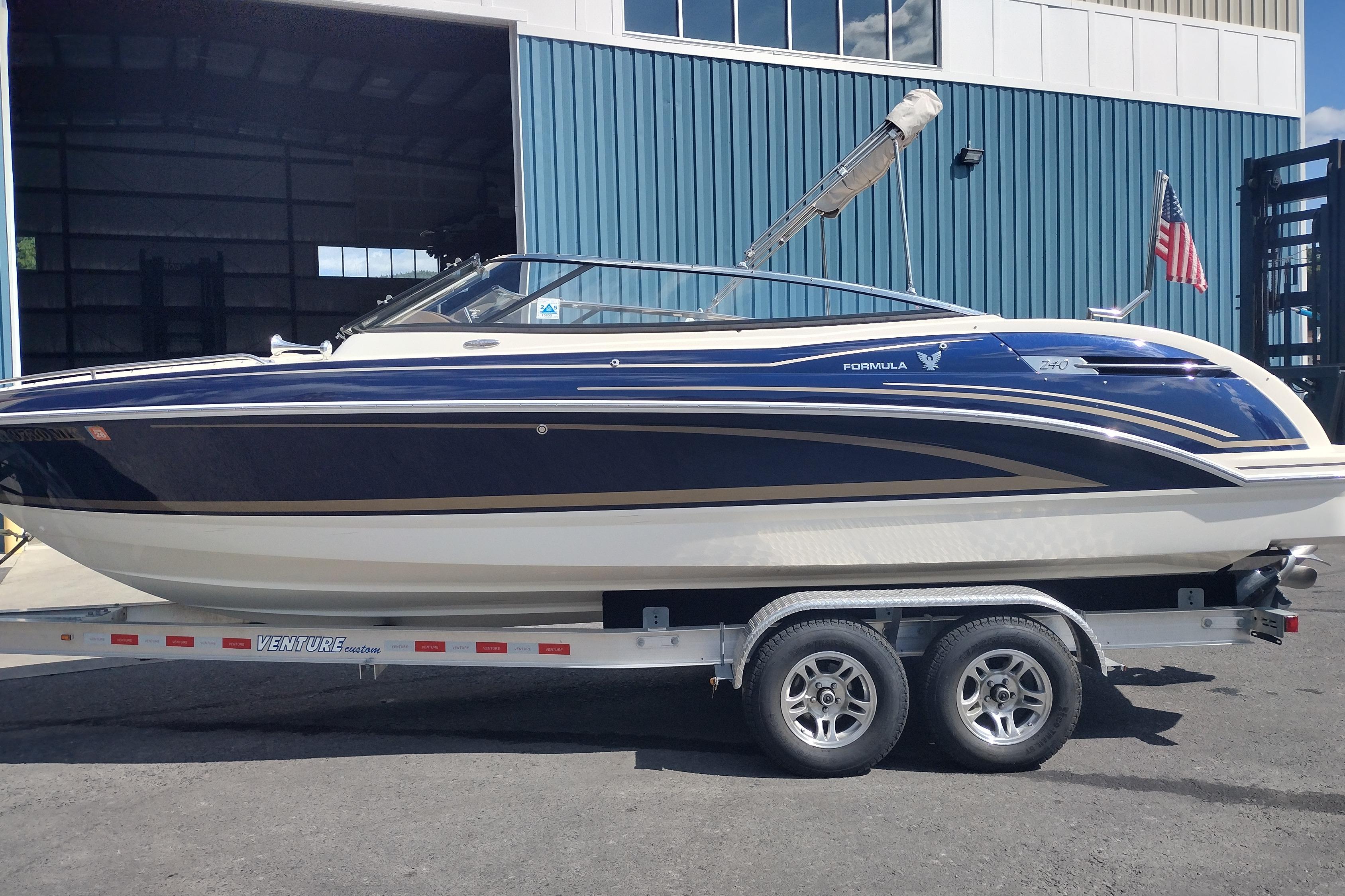 2015 Formula 240 Bowrider