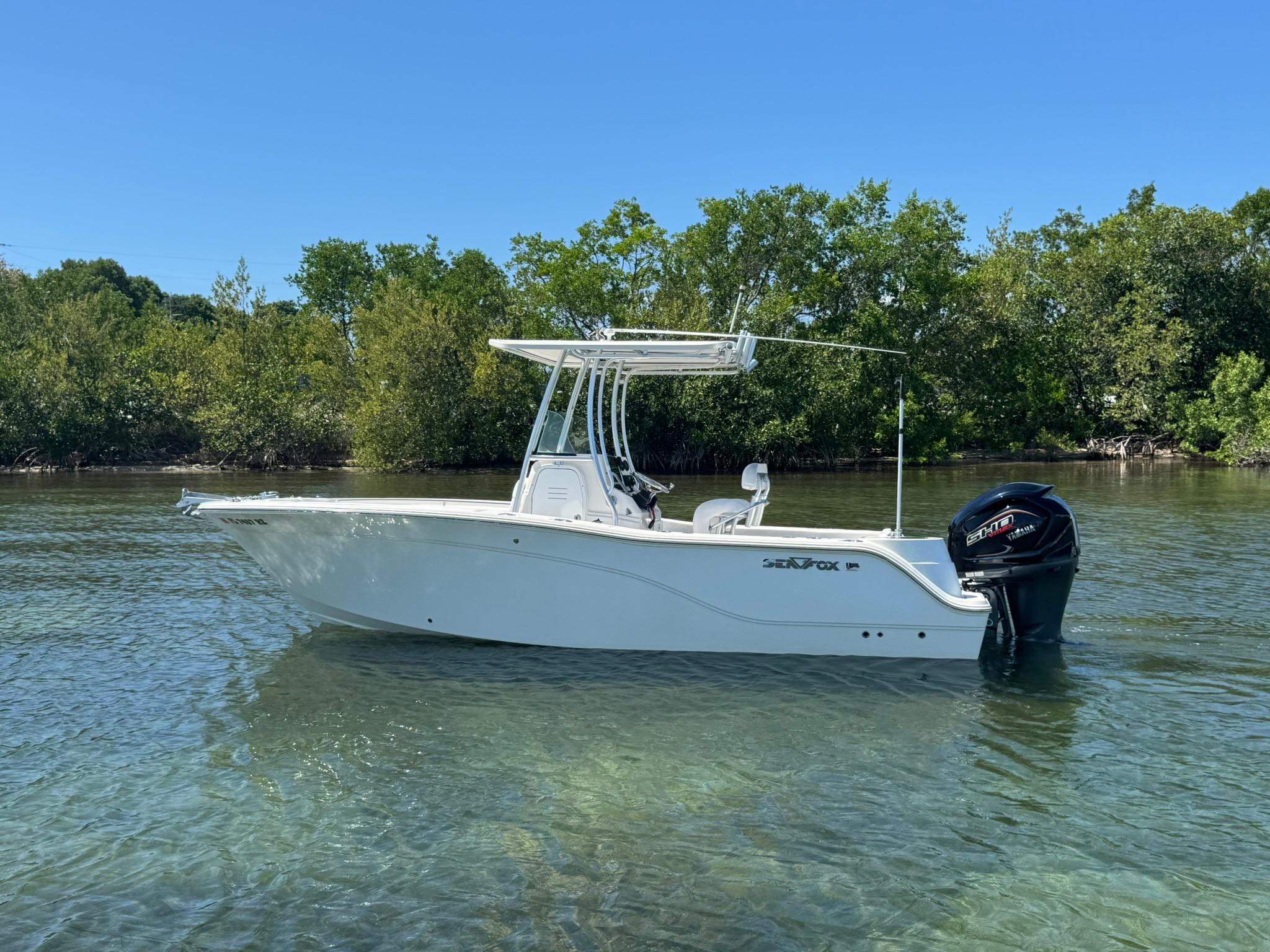 2011 Sea Fox 226 Commander
