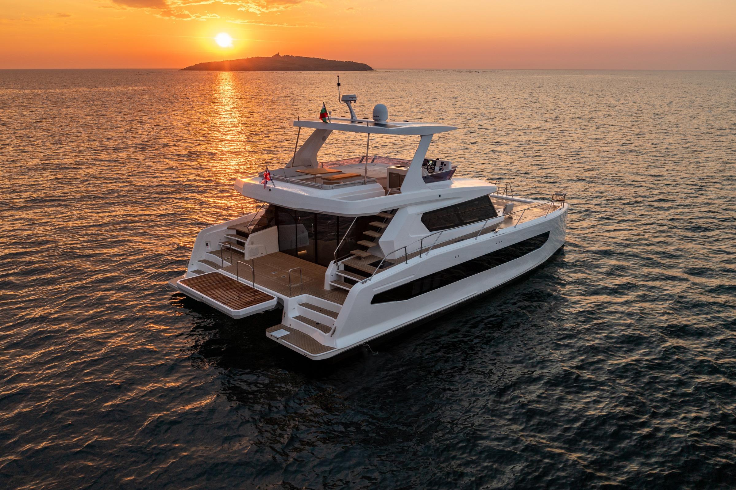 2025 Custom Omaya 50 Power Catamaran