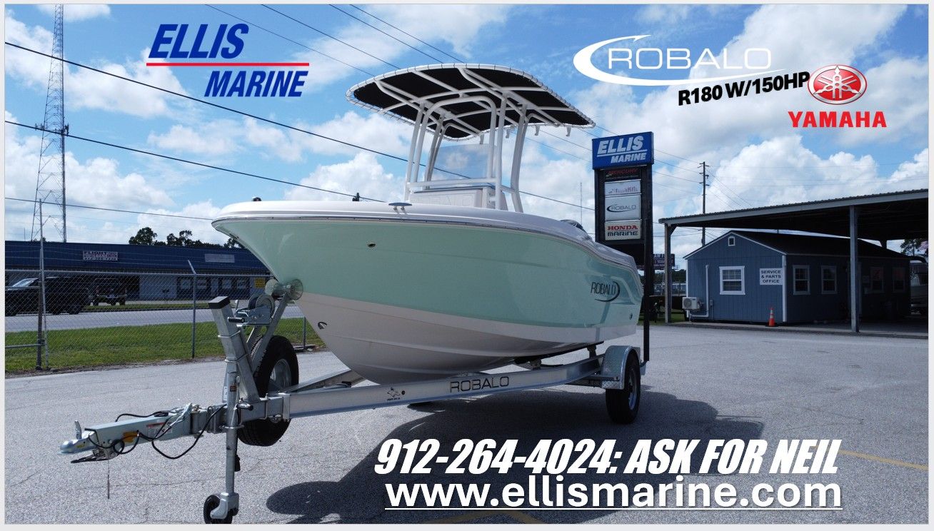 Robalo R180 Center Console