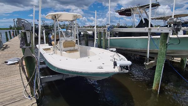 2016 Tidewater 2200 Carolina Bay