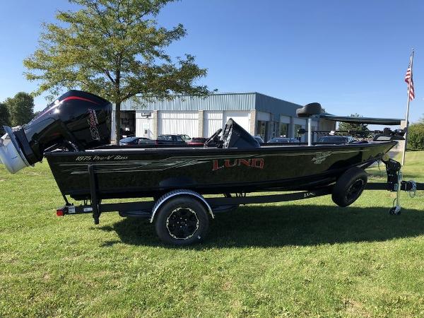 2019 Lund Pro V Bass XS 1875, Country Club Hills Illinois ...