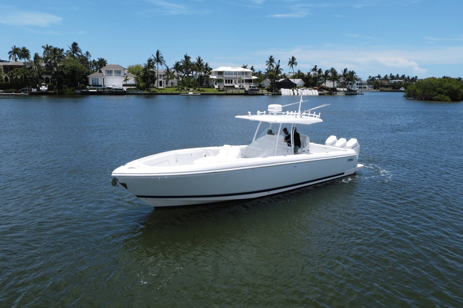 Intrepid 407 Nomad FE