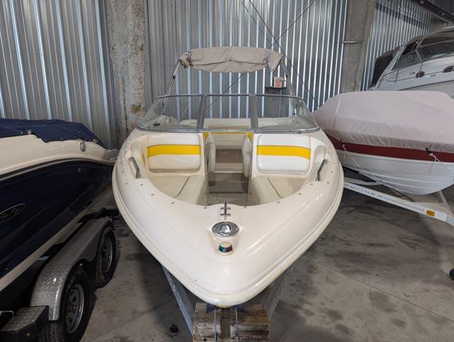 2003 Rinker 192 Captiva Bowrider