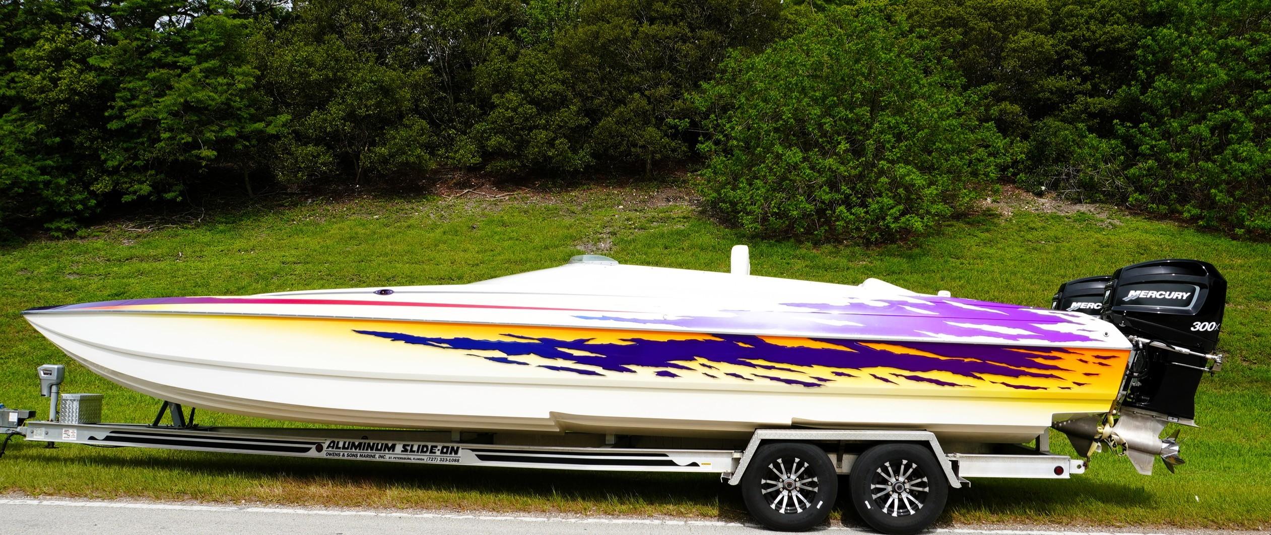 2004 Spectre 30 OB