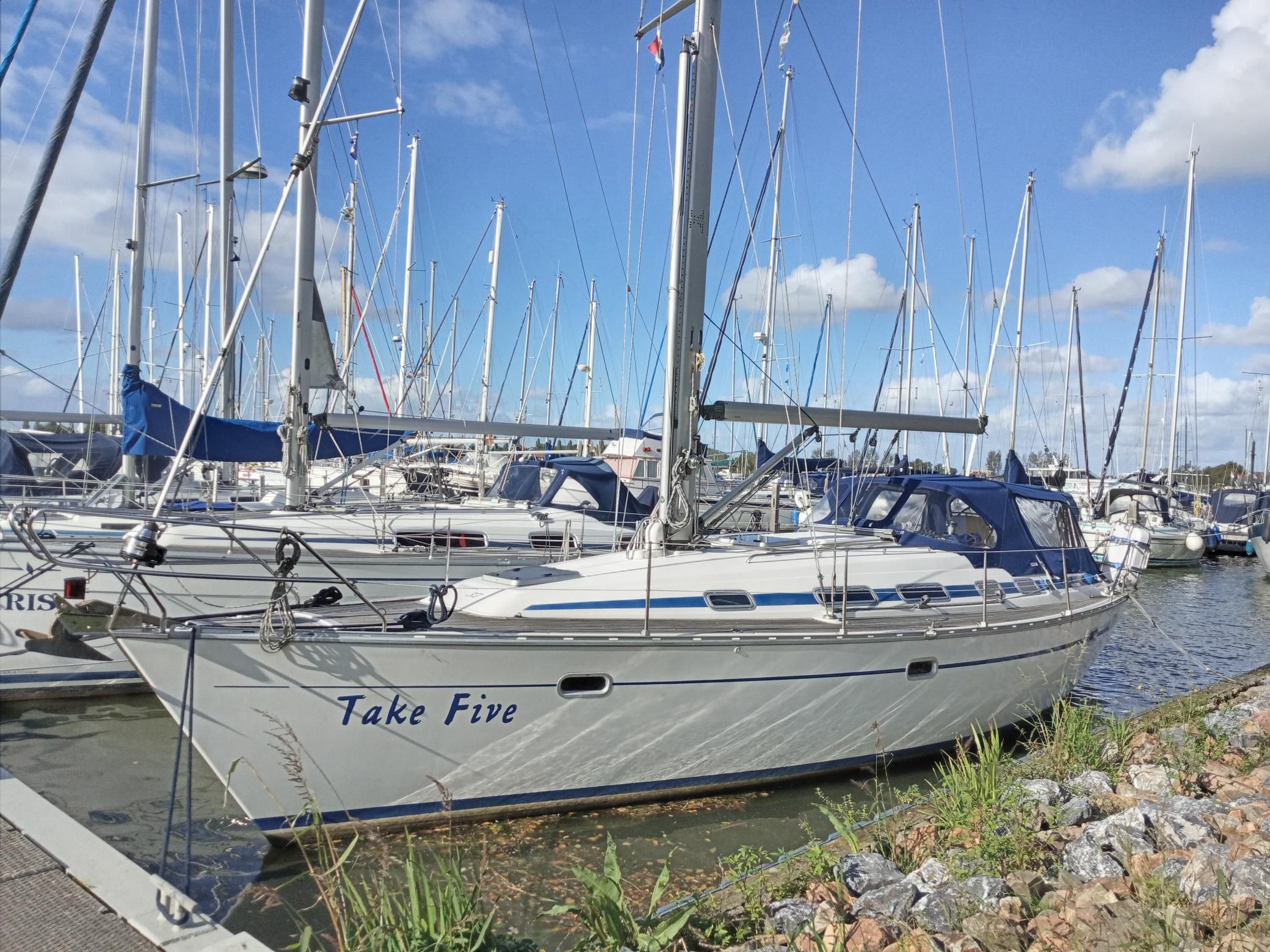 1996 Bavaria 37 Exclusive