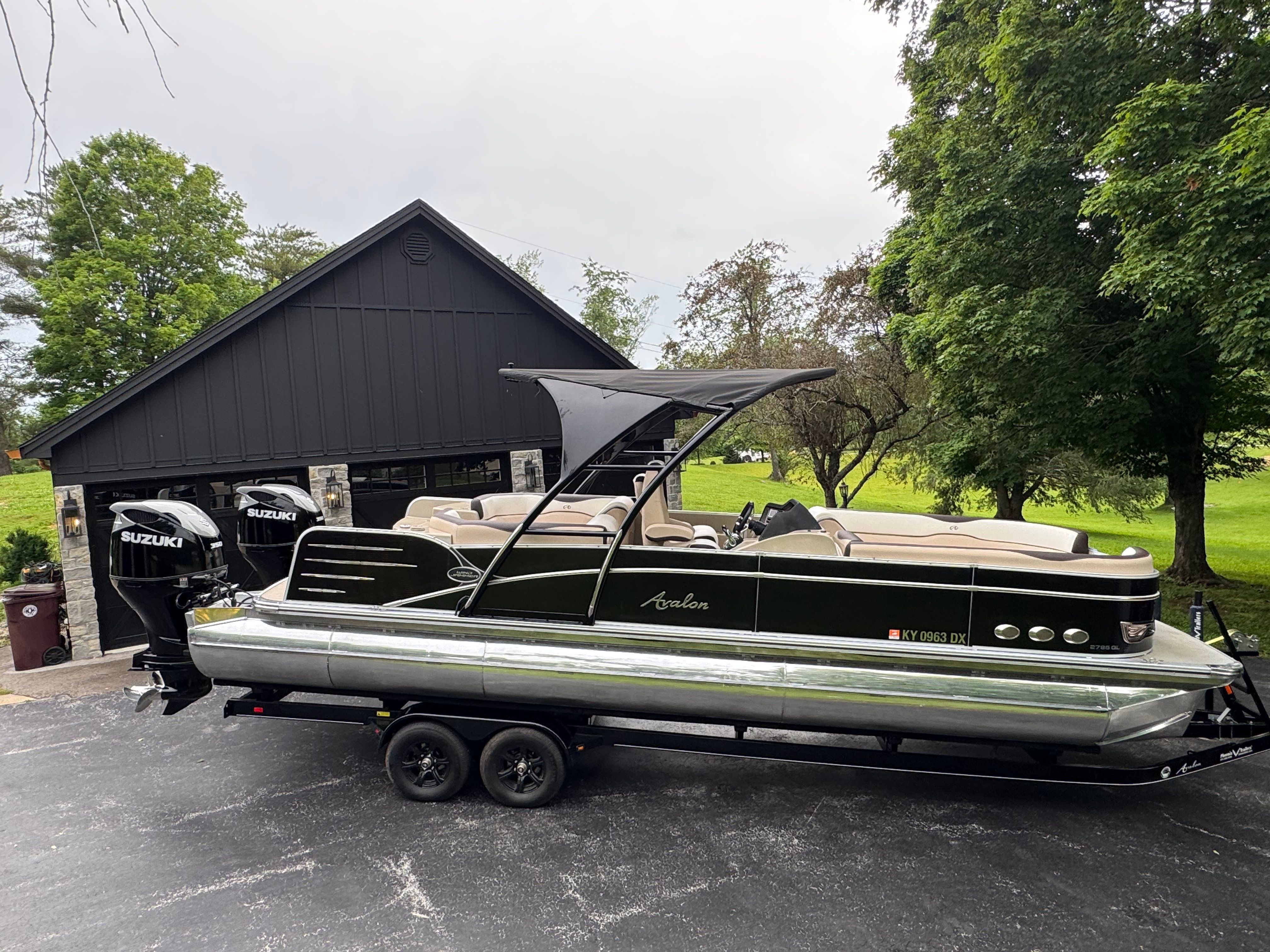 2016 Avalon Windjammer Elite - 27'
