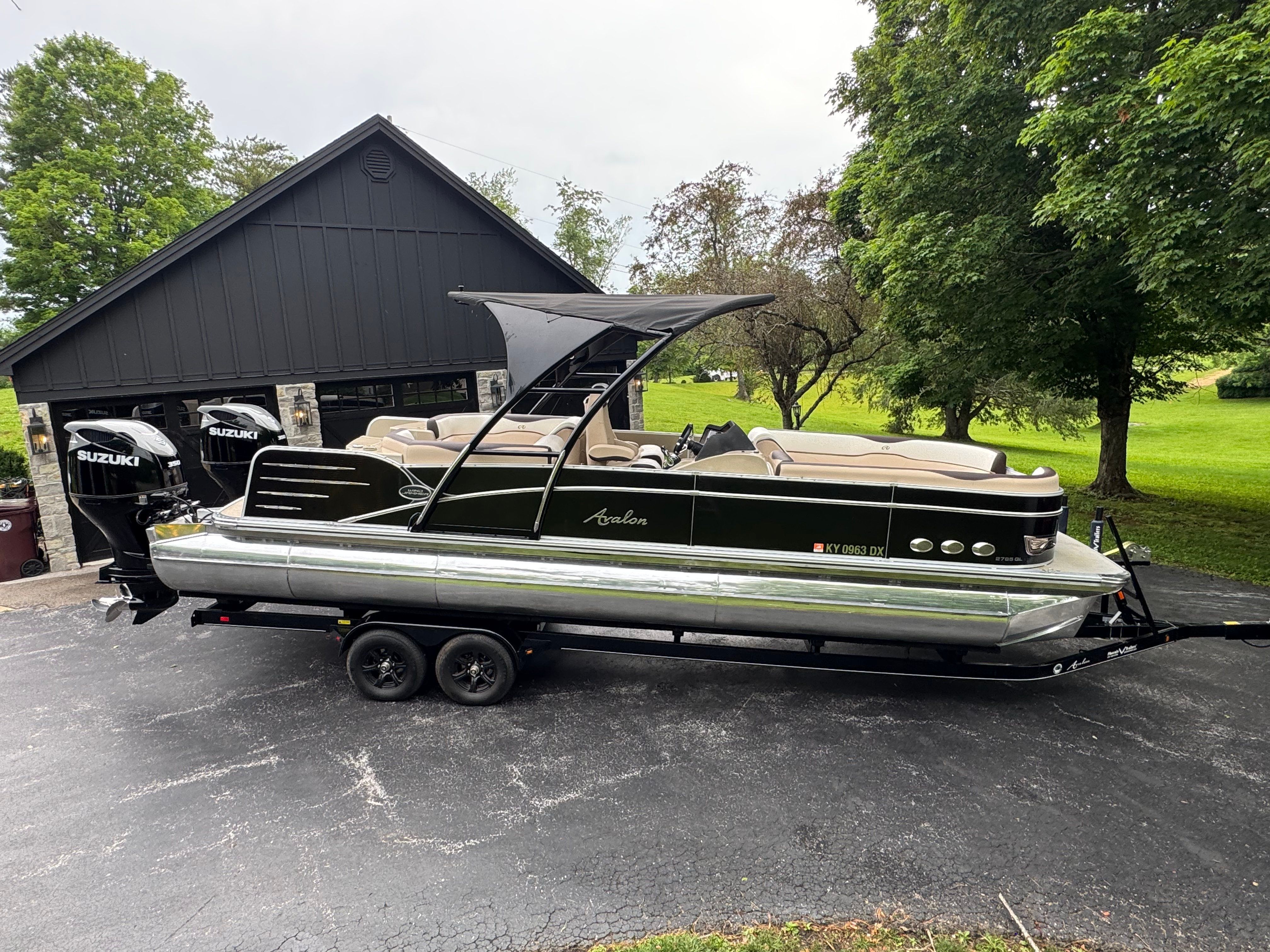 2016 Avalon Windjammer Elite - 27'