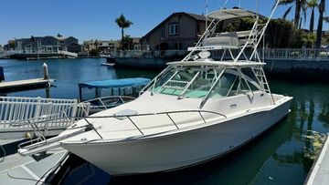 2005 Cabo 35 Express