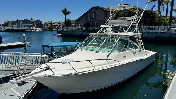 2005 Cabo 35 Express