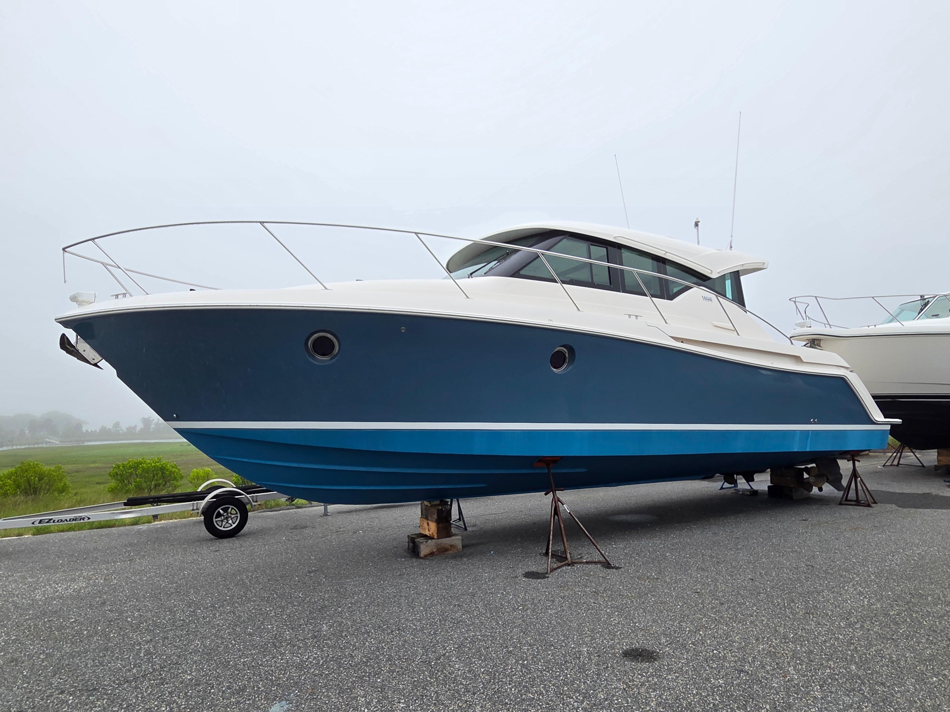 Tiara Yachts 39 2018 Tiara Yachts 39, blue hull, on stands, overcast day.
