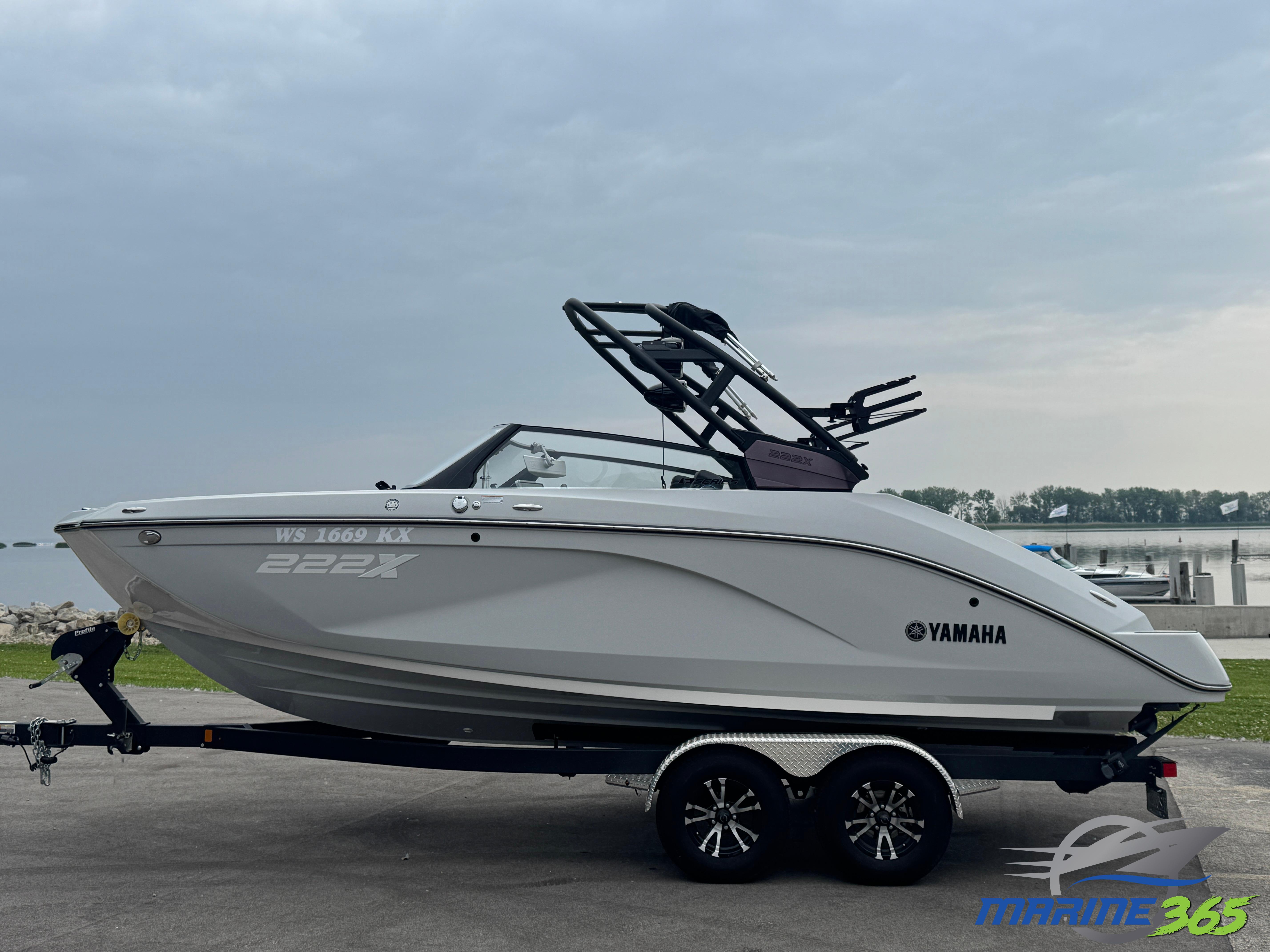 2023 Yamaha Boats 222XE