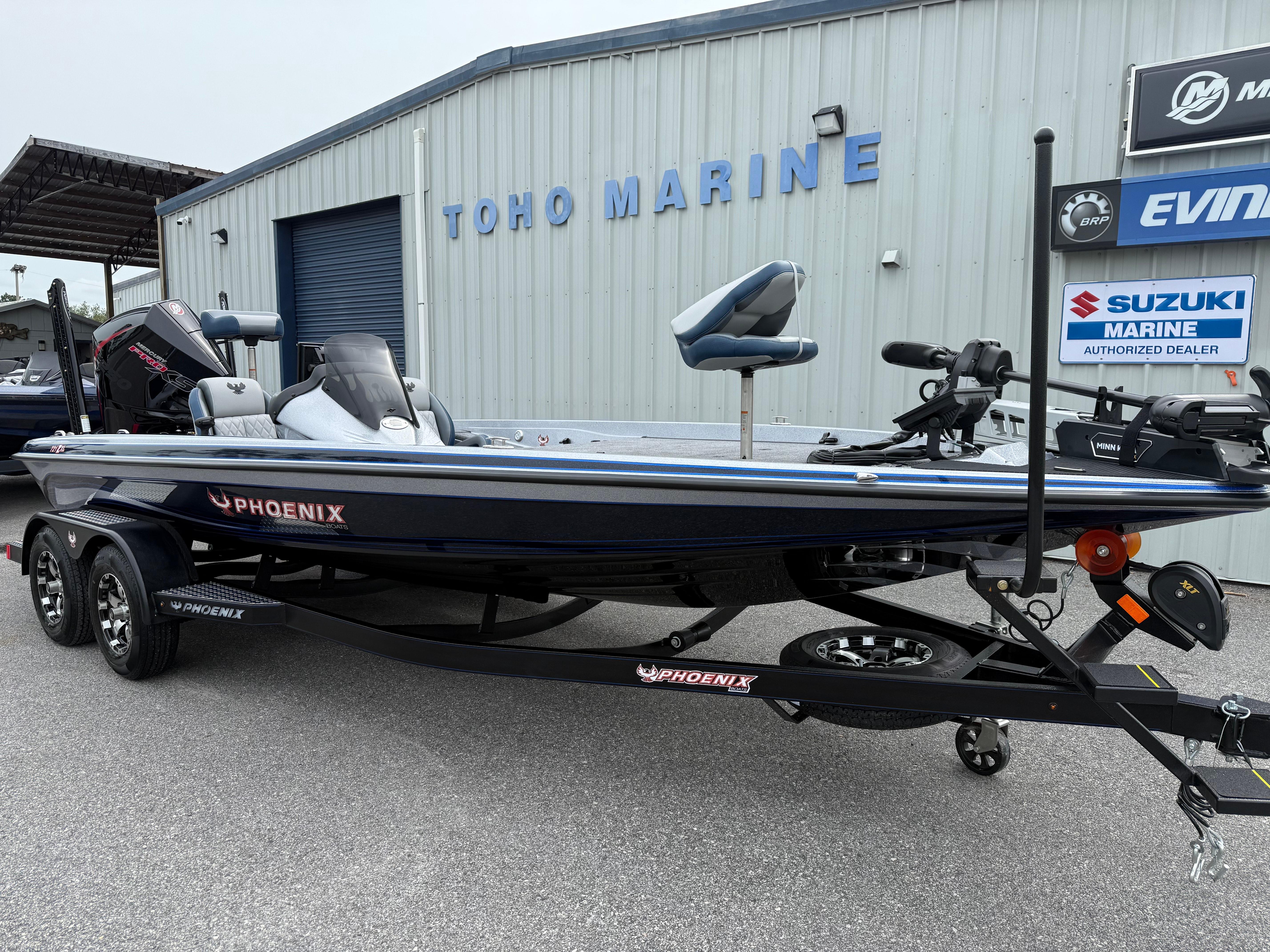 Phenix 
ホワイト フード付き スキーウェア 721 ZXL Builder - Phoenix Bass Boats